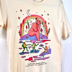 Admire nature cream colored graphic tee. size small. 100% cotton.
